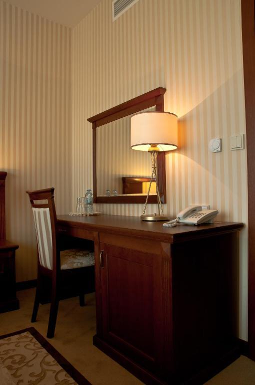 Dwor Kresowy Hotell Radymno Rum bild