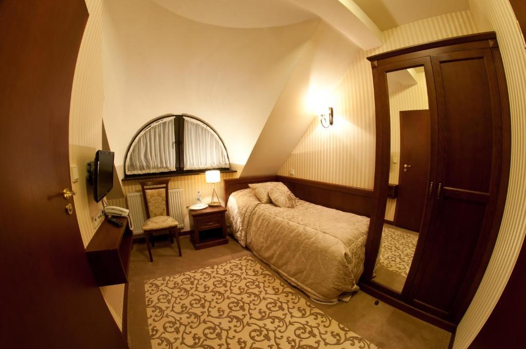 Dwor Kresowy Hotell Radymno Rum bild